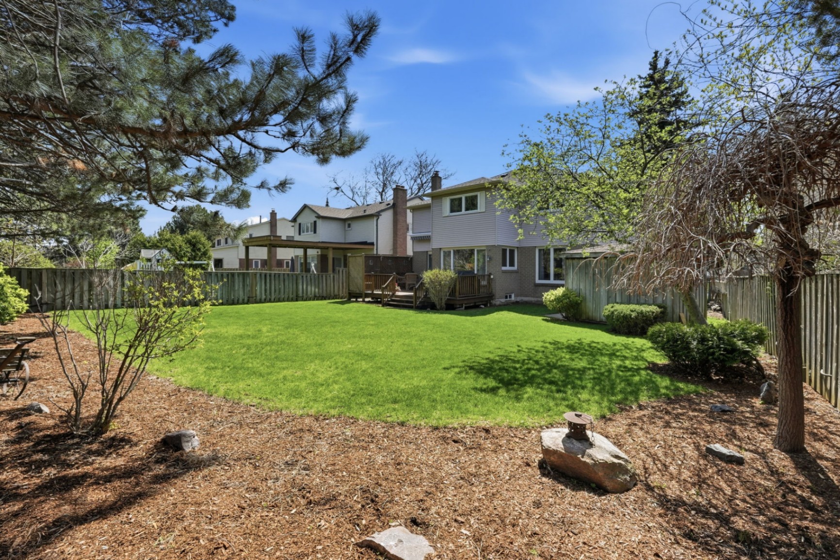 Pie-Shaped Backyard